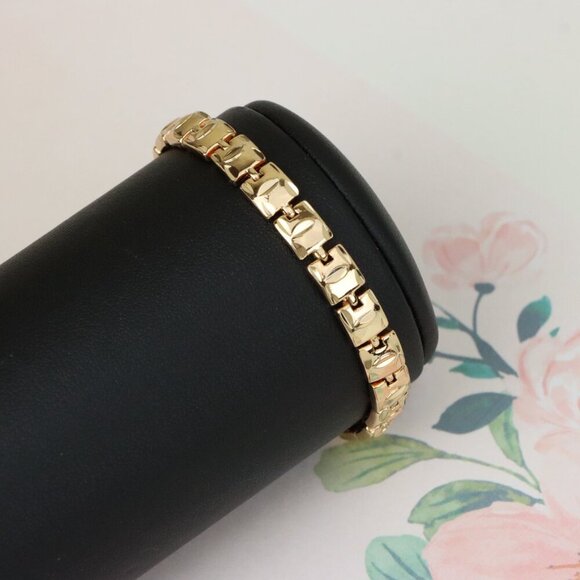 "Elegant Rose Gold Chain Bracelet with Glossy Square Links, XPBL1123 - Picture 2 of 13